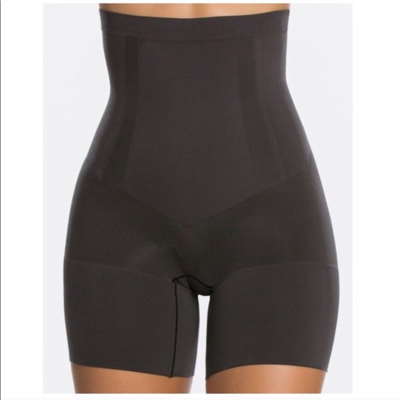 SPANX Other - Spanx Oncore High-waisted Short